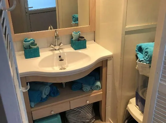 De Kneet 에크몬드안지